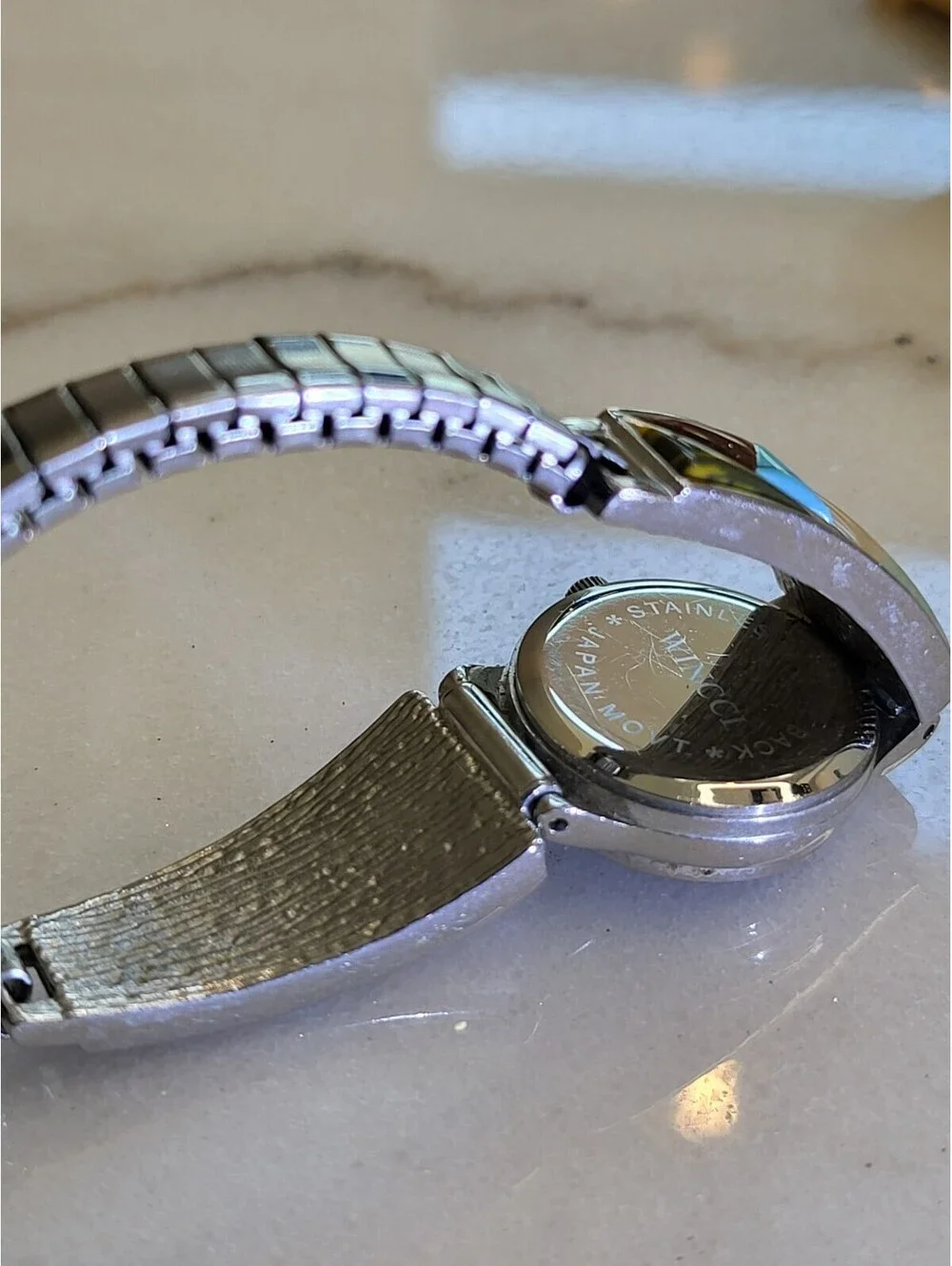 Vtg Wincci Womans Watch w Stones New Batt.Silvertone Stretch Bracelet 20mmWorks